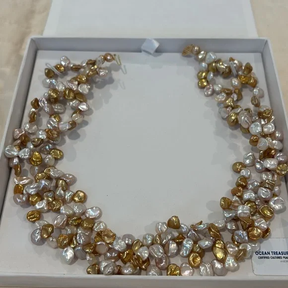 14k Gold and Cream Pearl Certified Cultured Pearls Necklace - Picture 7 of 7